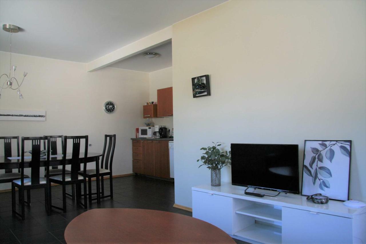 Guesthouse Dalbaer Флудір Екстер'єр фото