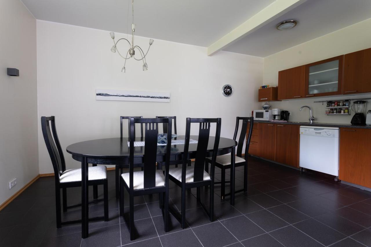 Guesthouse Dalbaer Флудір Екстер'єр фото